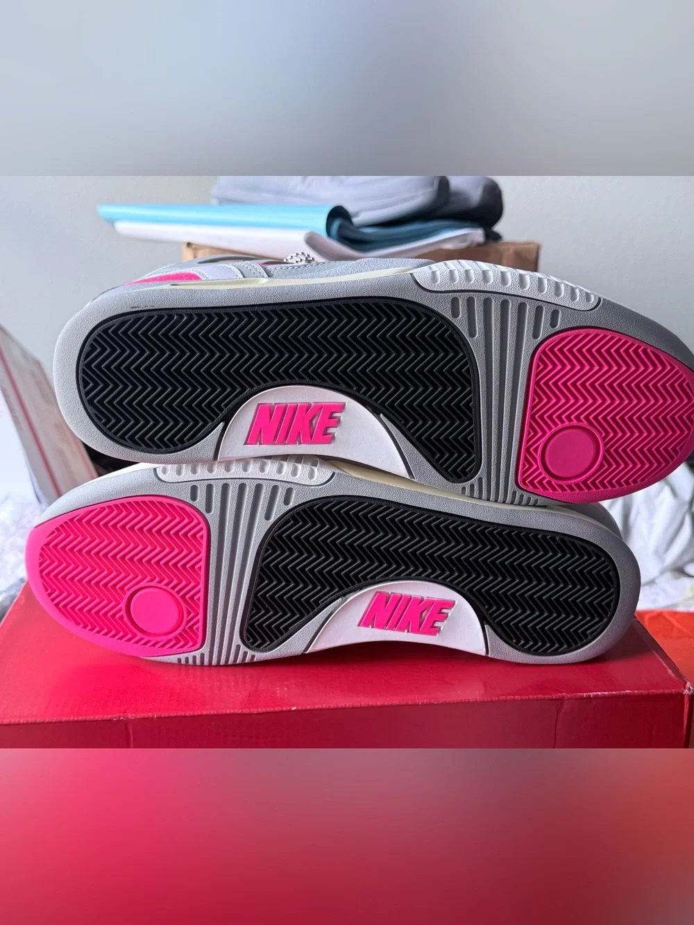 Nike Air Tech Challenge 2 